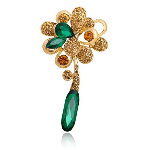 Jewelry - Large Love Crystal Flower Brooch / Necklace Pendant